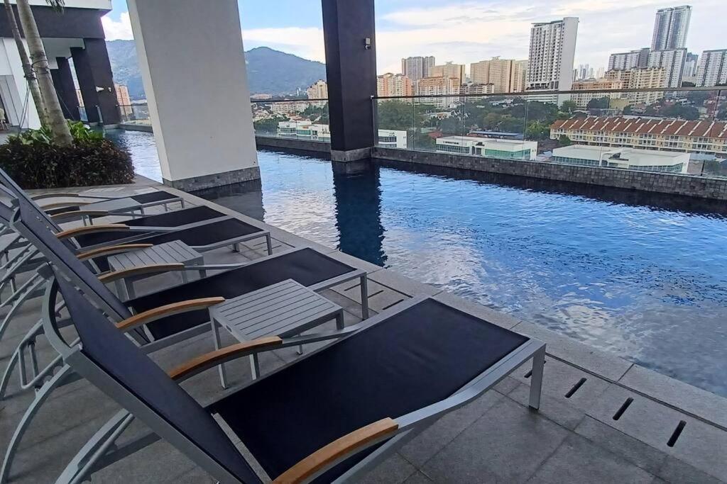 Stylish Urban Penang - With Infinite Pool Jelutong
